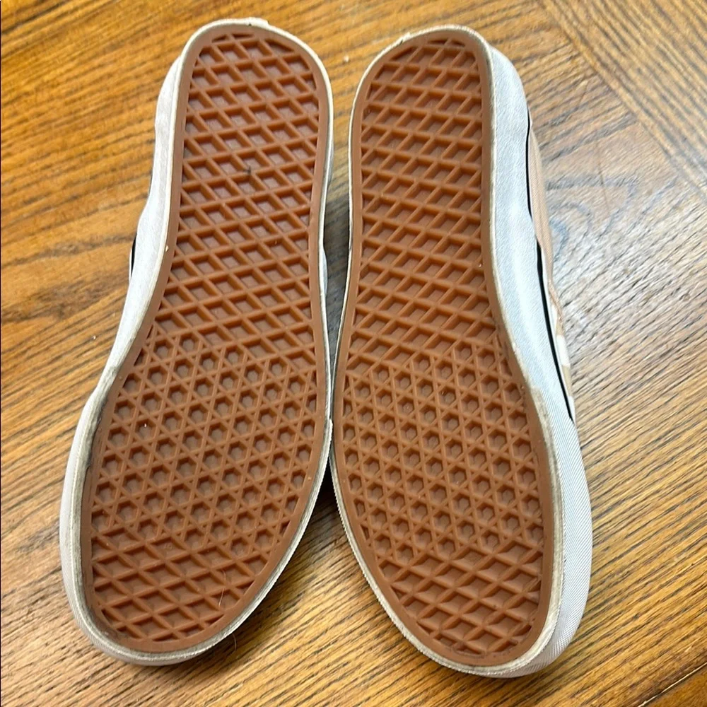 Vans Checkerboard Slip-On in Beige and Cream - Picture 6 of 9